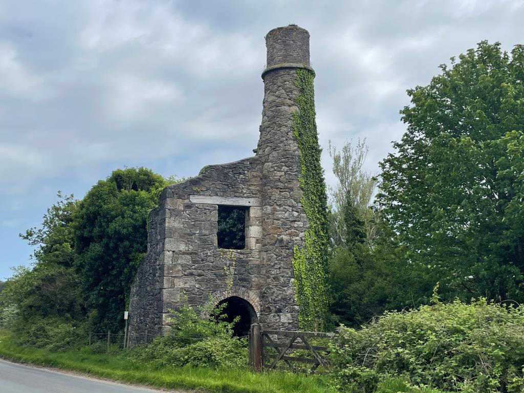 External view of building from the roadside