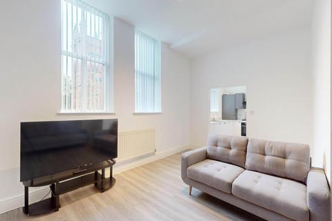 3 bedroom flat to rent, Wilmslow Road, Withington