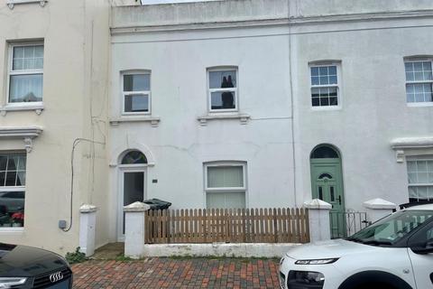 3 bedroom terraced house for sale, 35 Latimer Road, Eastbourne, East Sussex