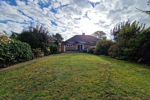 2 bedroom detached house for sale, Maplin Way, Thorpe Bay, Essex, SS1 3NE