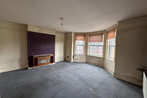 2 bedroom maisonette for sale, Flat 2, 18 Bedford Grove, Eastbourne, East Sussex