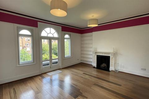 3 bedroom house to rent, Canfield Gardens, London NW6