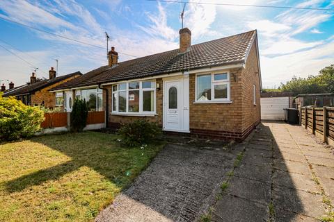 2 bedroom bungalow to rent, Hawthorne Drive, Sandbach, CW11