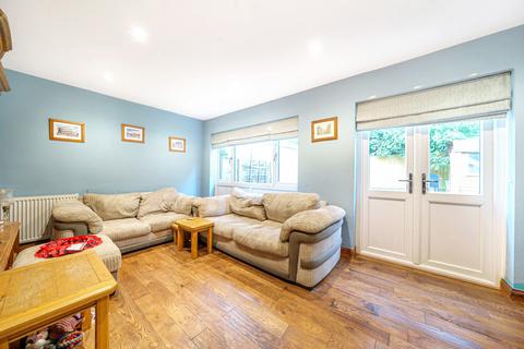 undefined, Sylvana Close, North Hillingdon, Middlesex