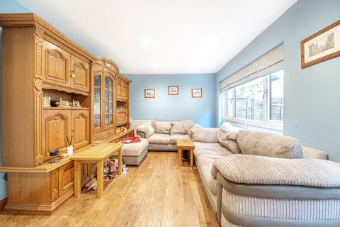 undefined, Sylvana Close, North Hillingdon, Middlesex