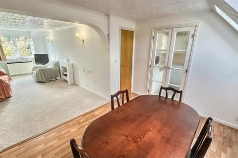 1 bedroom retirement property for sale, Wake Green Road, Birmingham B13