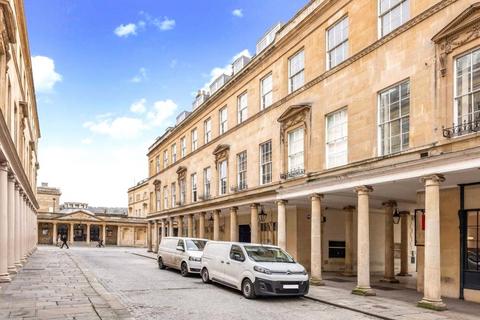 3 bedroom apartment to rent, Bath Street, Bath, Somerset, BA1