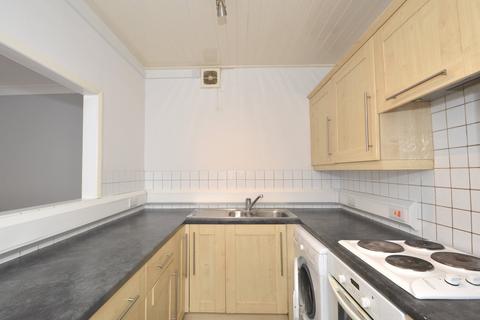 1 bedroom apartment for sale, Pine Grove, Weybridge, KT13