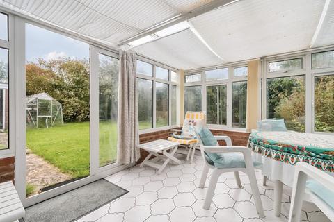 3 bedroom chalet for sale, Barton Way, Bracklesham Bay, PO20