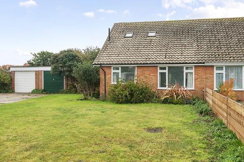 19 Barton Way, Bracklesham Bay, Chichester, PO20 8JD