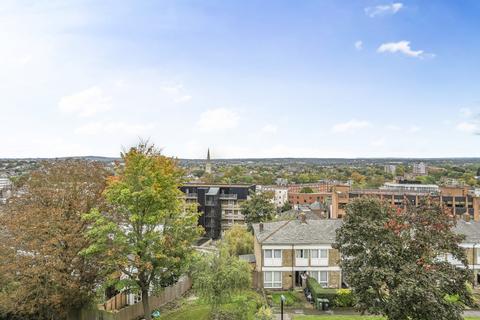 31 Windley Close, London, SE23 3YH