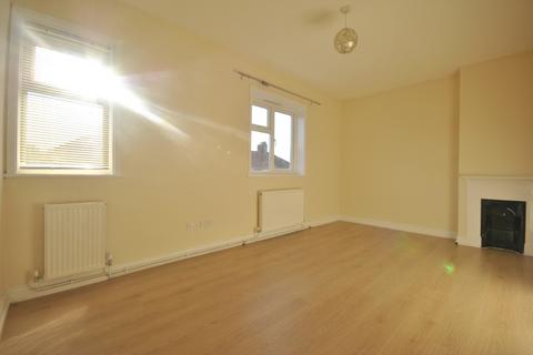 2 bedroom terraced house to rent, Capstone Road Bromley BR1