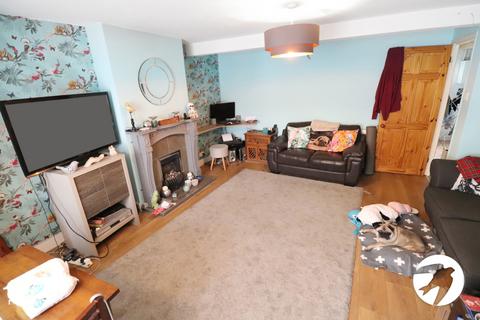 8 Streamway, Belvedere, DA17 6ND