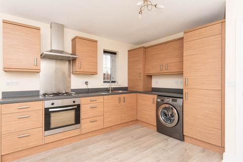 63 Boythorpe Crescent, Chesterfield, S40 2NX