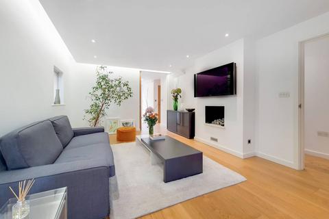 3 bedroom end of terrace house to rent, Sloane Mews, Crouch End, London, N8