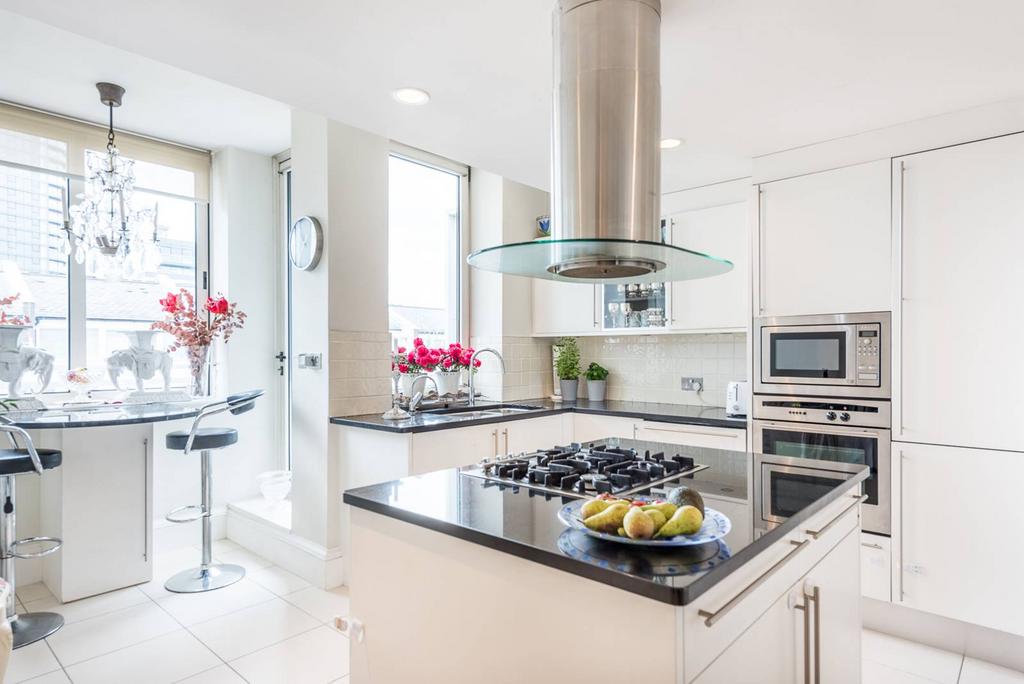 Chelsea Harbour, Chelsea, London, SW10 3 bed flat to rent £10,833 pcm