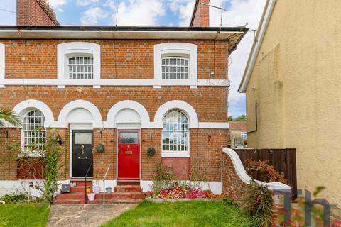 2 bedroom end of terrace house for sale, Newport PO30