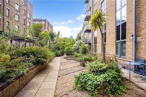 2 bedroom flat for sale, Coopers Lodge, 4 Three Oak Lane, London, SE1