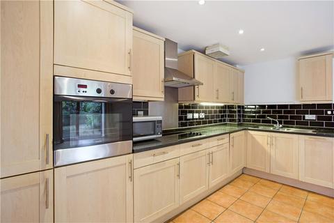 2 bedroom flat for sale, Coopers Lodge, 4 Three Oak Lane, London, SE1