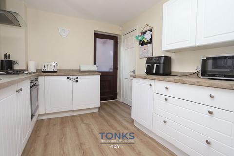 10 Firth Drive, Halesowen, B62 9PH