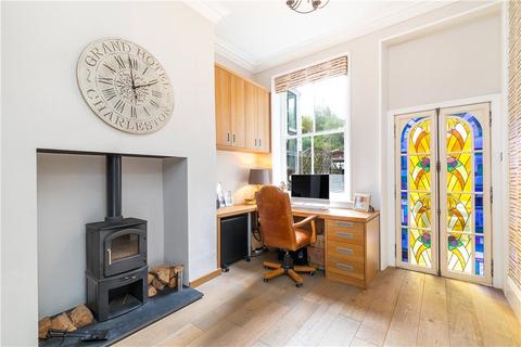 3 bedroom apartment for sale, Tarn Villas, Cow Pasture Road, Ilkley, West Yorkshire, LS29