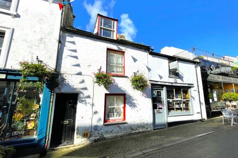 27 Causewayhead, Penzance, TR18 2SP