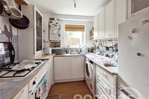 60 Beaconsfield Way, Earley, Reading, RG6 5UX