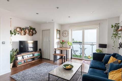 2 bedroom apartment for sale, Bournemouth Rd, Peckham Rye, SE15