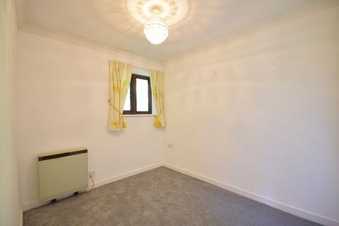 2 bedroom bungalow for sale, Oakmead Green, Epsom KT18