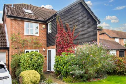 4 bedroom house for sale, The Murreys, Ashtead KT21