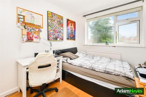 2 bedroom apartment for sale, High Road, London N20