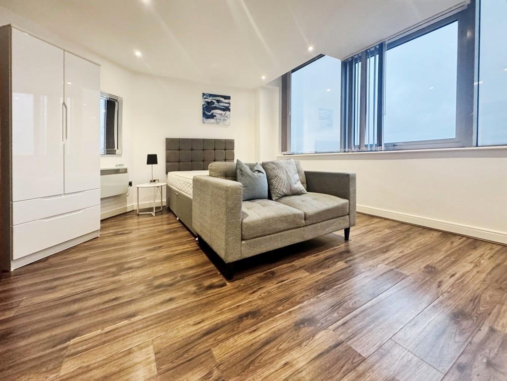 Lounge / Dining Room