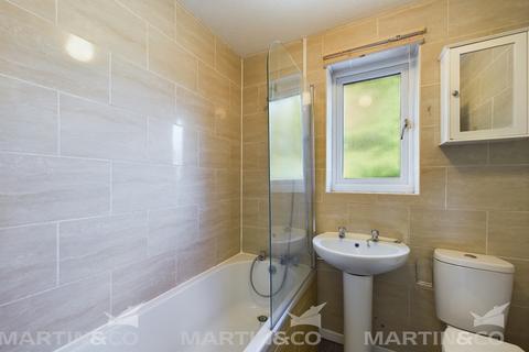 132 Brampton Lane, Armthorpe, Doncaster, DN3 3HX