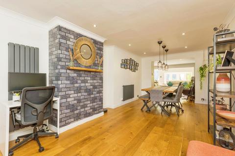 17 Wilmington Avenue, Orpington, BR6 9BJ
