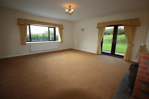 3 bedroom detached bungalow to rent, Harpley, Clifton-on-Teme, Worcestershire, WR6 6HG