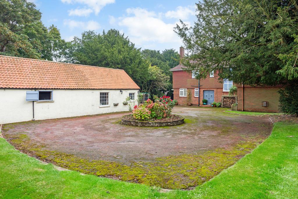 79196 Burwell-Manor-Burwell-Louth (3)