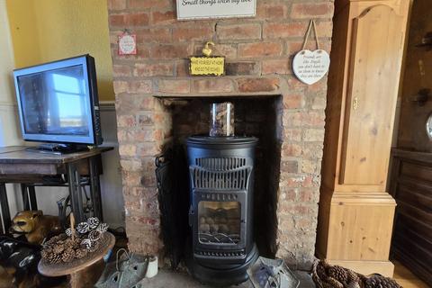 7 Fernlea Road, Marston, Northwich, CW9 6DN