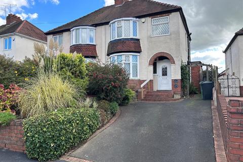 3 bedroom semi-detached house for sale, Stourbridge Road, Halesowen