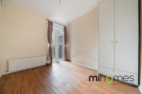 50 Willingdon Road, London, N22 6SD