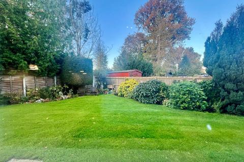 undefined, Ivy House Road, Uxbridge UB10