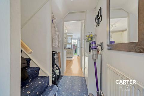 3 bedroom terraced house for sale, Ravenscroft, Grays, RM16