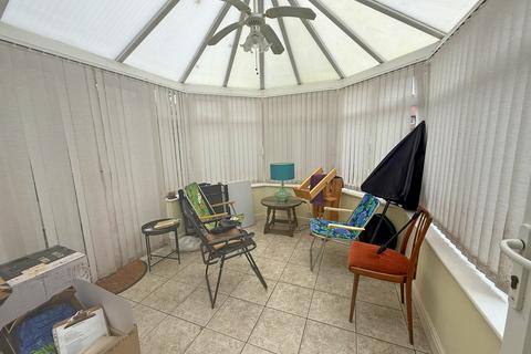 27 Broadway, Scarborough, YO12 6BG