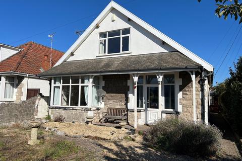 4 bedroom chalet for sale, Elmsleigh Road, Weston-super-Mare BS23