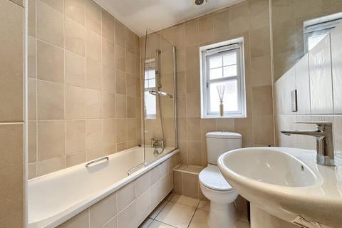 3 Gemmell Close, Purley, CR8 4HP