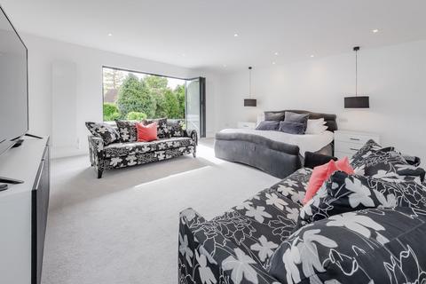 5 bedroom detached house for sale, Walburton Road, Purley CR8