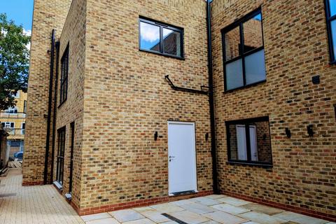 1 bedroom flat for sale, London SE20