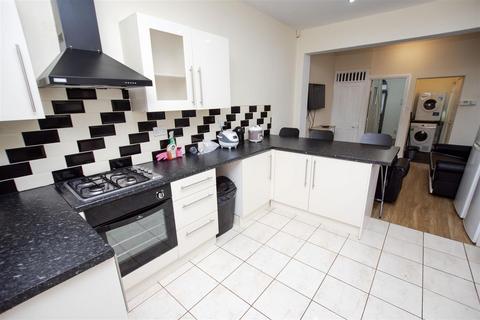 6 bedroom house to rent, Tiverton Road, Birmingham B29