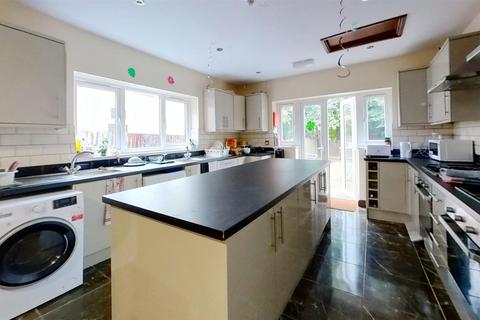 8 bedroom house to rent, Bournbrook Road, Birmingham B29