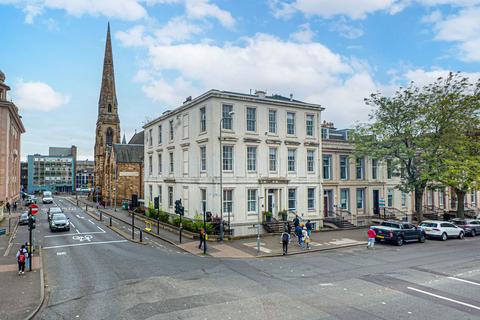 2/2, 1 Fitzroy Place, Glasgow, G3 7RH