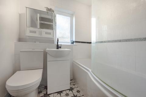 1 bedroom flat for sale, Baltic Court, Timber Pond Road, London